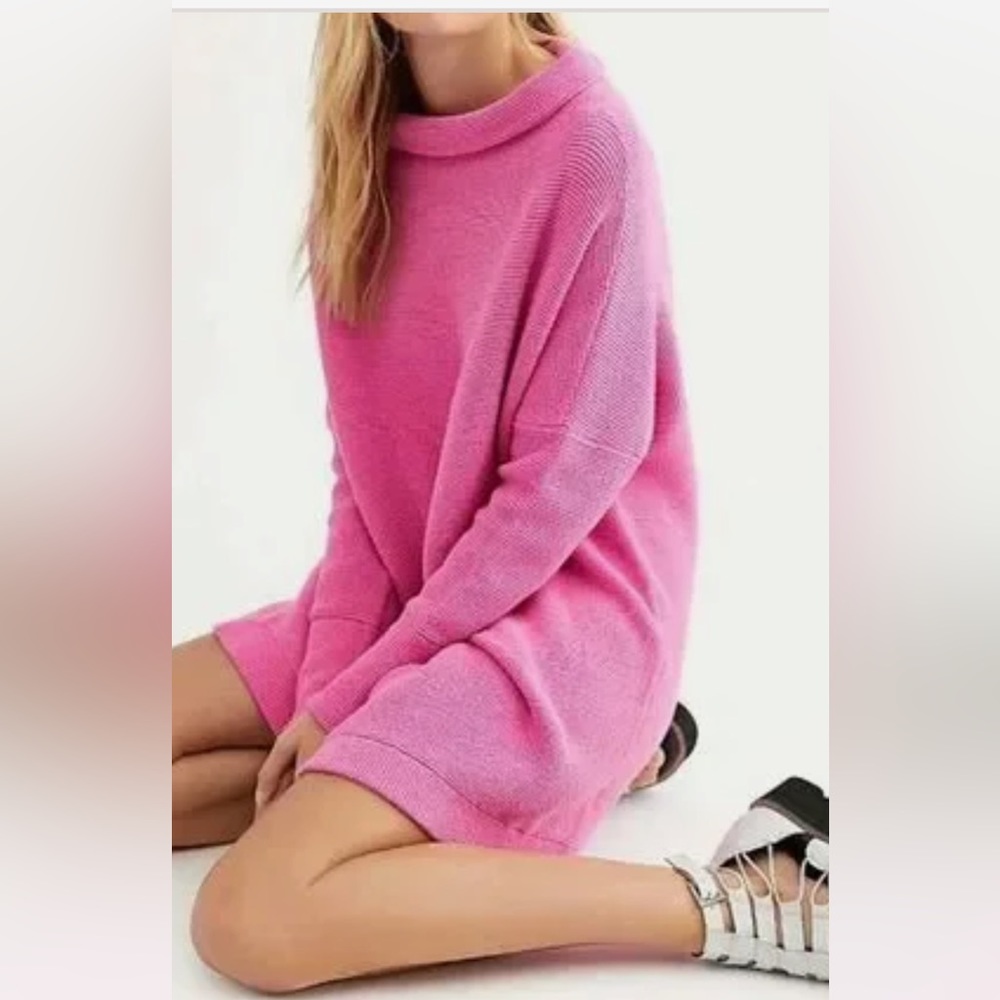 Free People Ottomon Slouchy Tunic in Pink